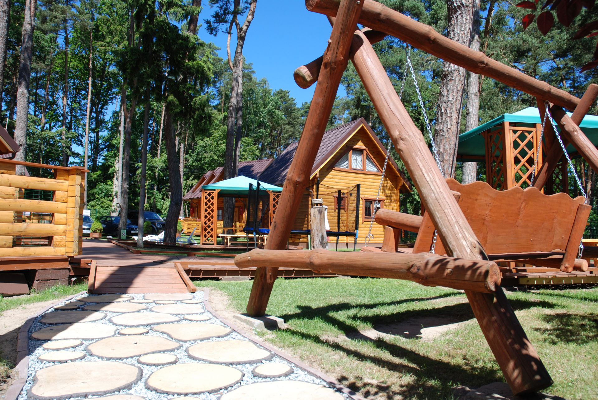 Pobierowo domki letniskowe - NawaraPark (noclegi, wczasy)