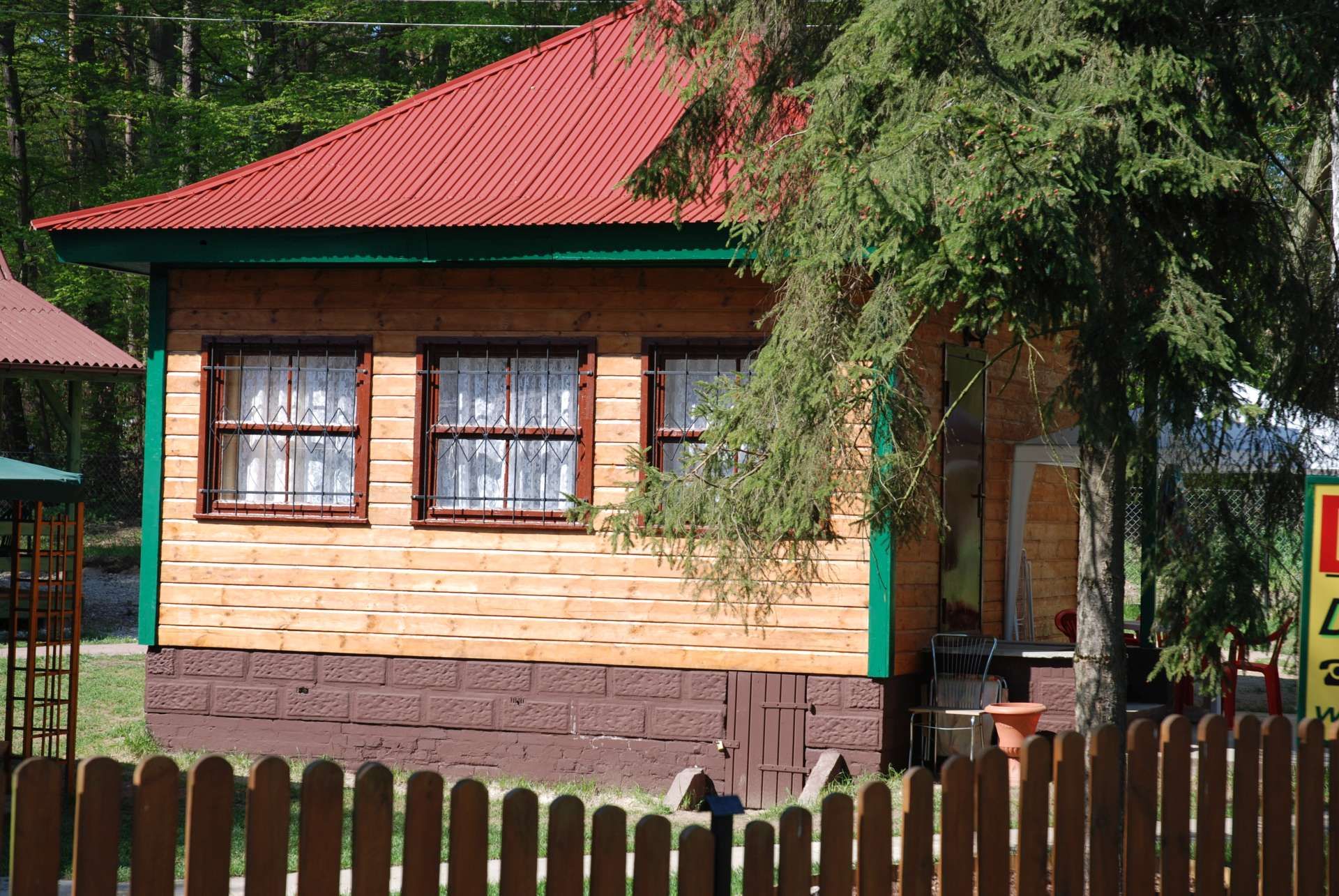 Pobierowo domki letniskowe - NawaraPark (noclegi, wczasy)