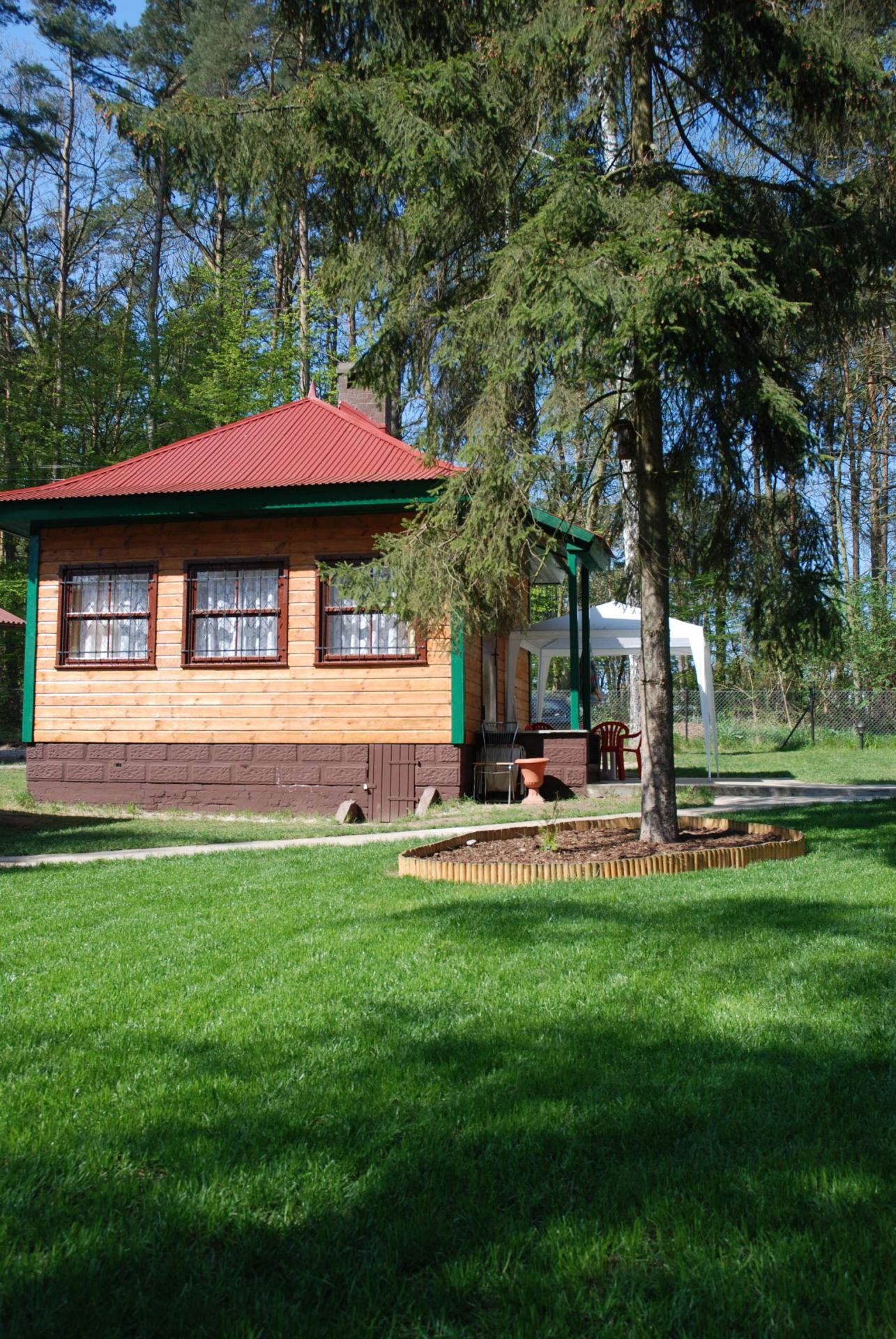 Pobierowo domki letniskowe - NawaraPark (noclegi, wczasy)