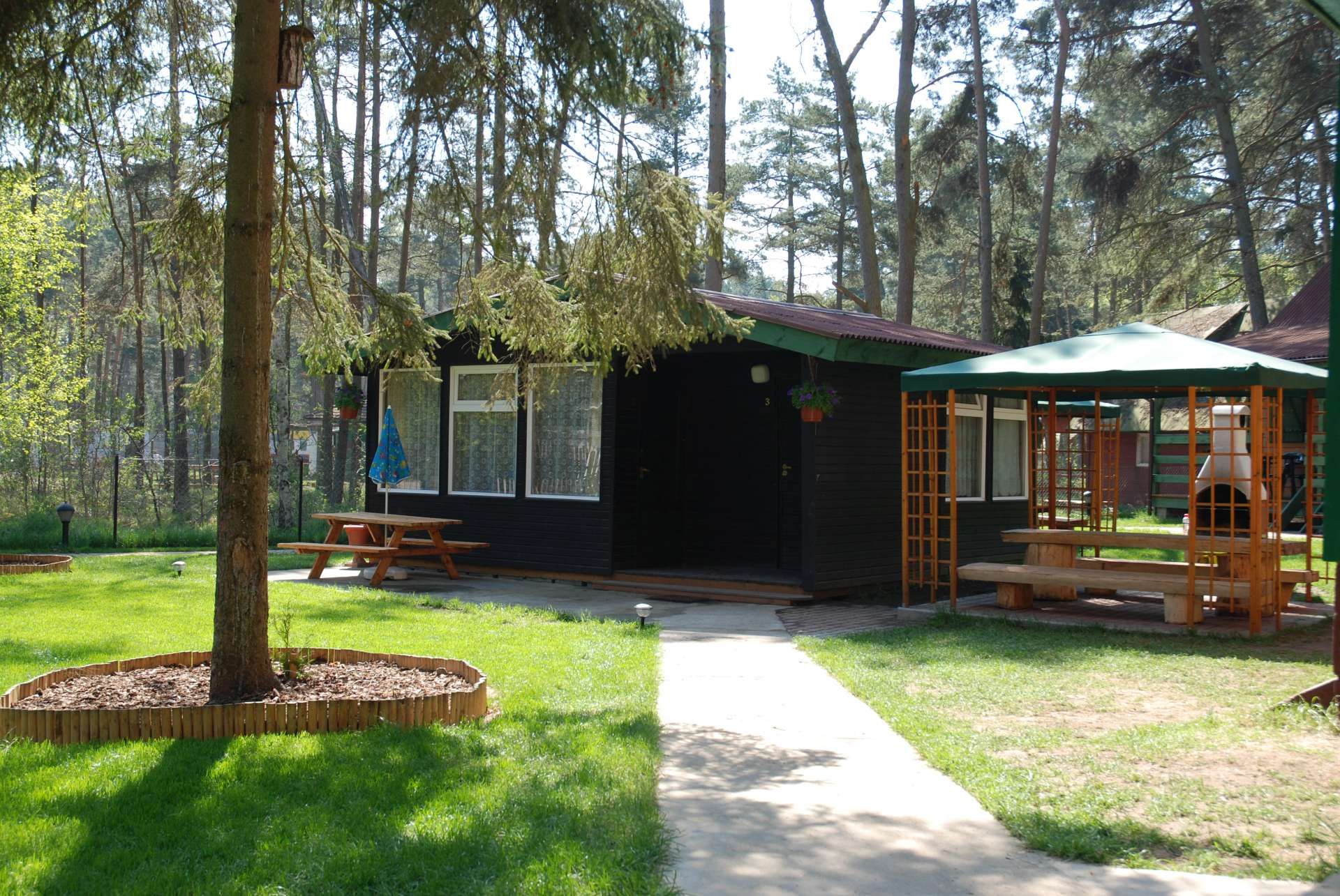 Pobierowo domki letniskowe - NawaraPark (noclegi, wczasy)