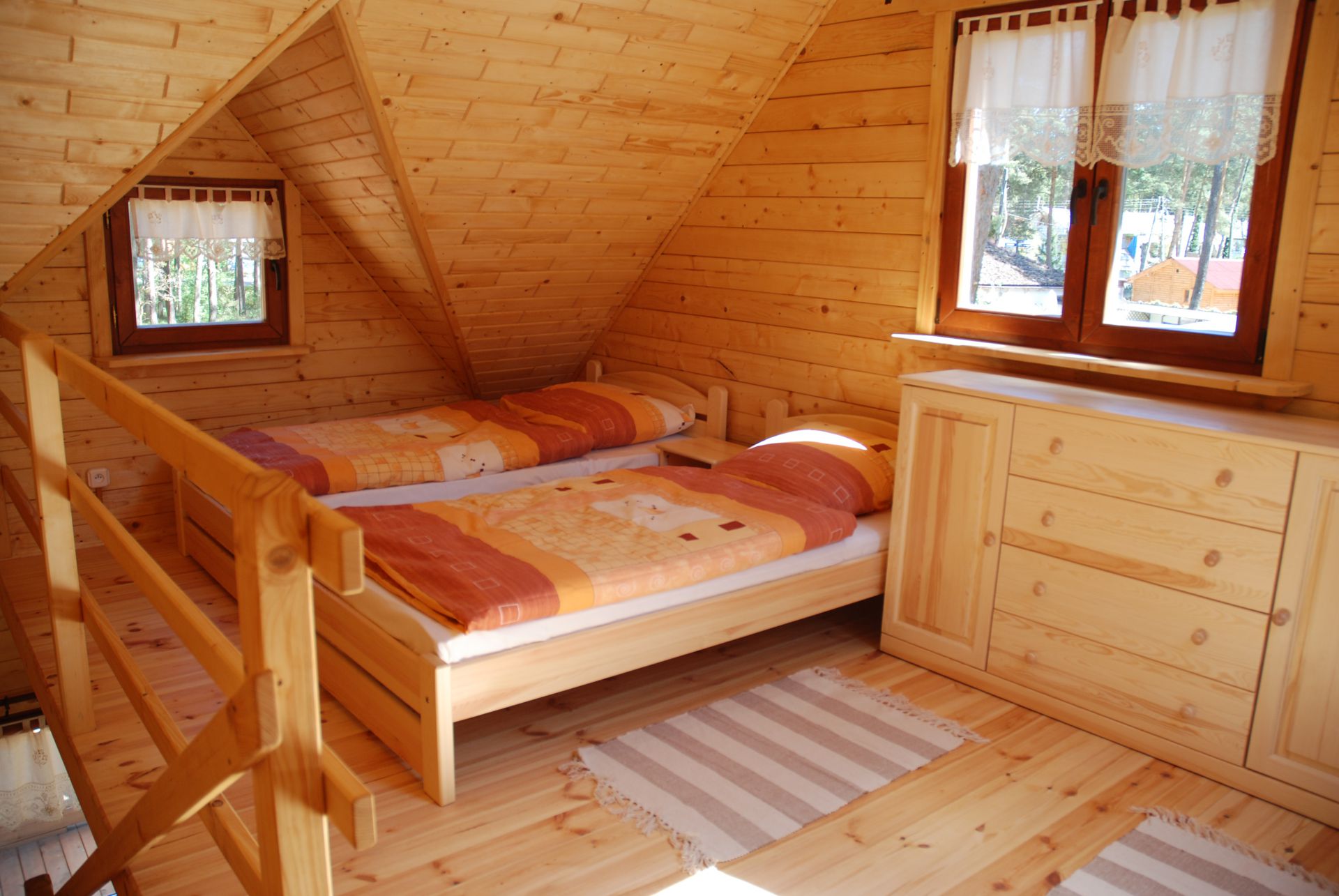 Pobierowo domki letniskowe - NawaraPark (noclegi, wczasy)