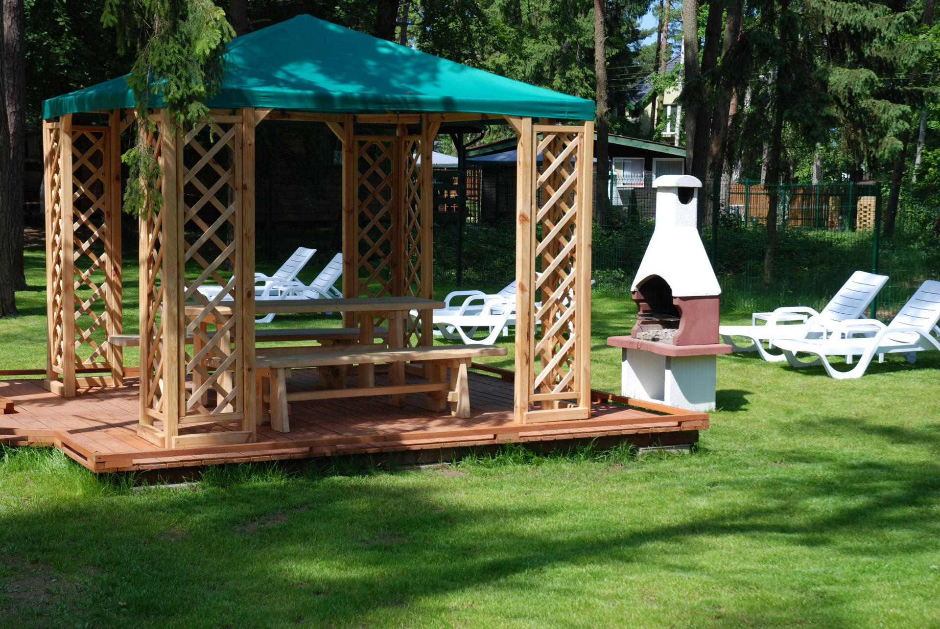 Pobierowo domki letniskowe - NawaraPark (noclegi, wczasy)