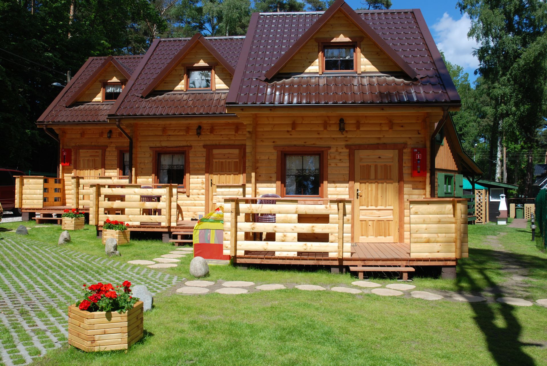 Pobierowo domki letniskowe - NawaraPark (noclegi, wczasy)