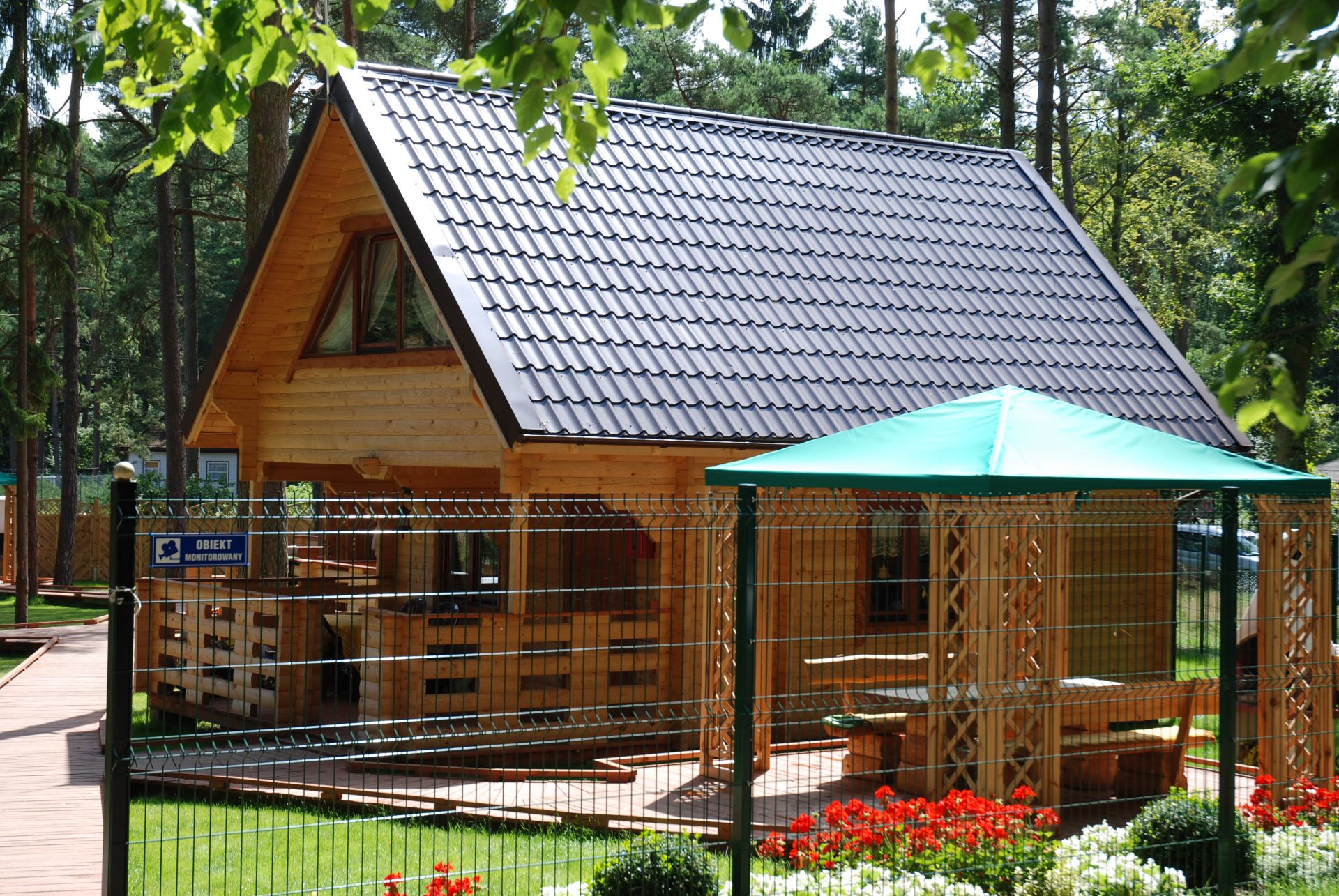 Pobierowo domki letniskowe - NawaraPark (noclegi, wczasy)